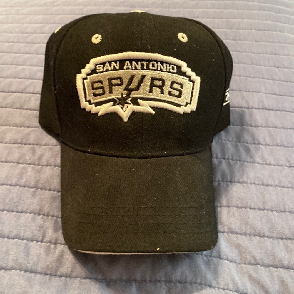 San Antonio Spurs hat